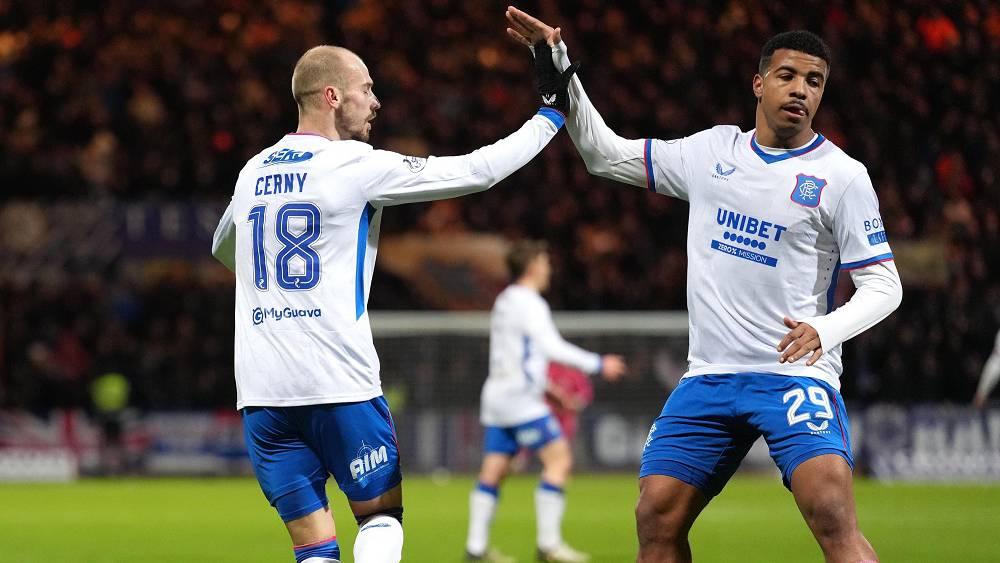 إيغامان يُقدم تمريرة حاسمة ويساهم في تعادل رينجرز أمام دوندي (1-1) بالدوري الإسكتلندي