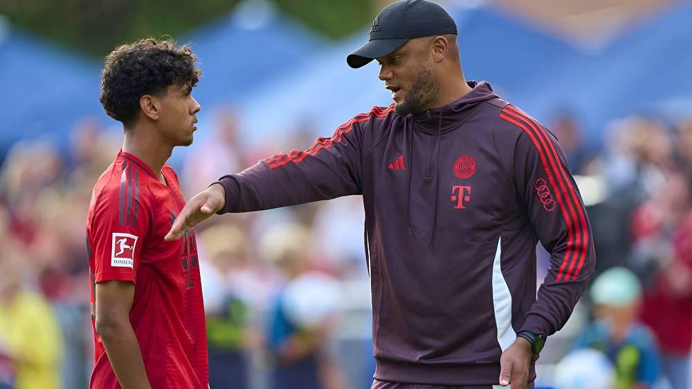 كومباني (مدرب بايرن ميونخ): "أزنو يواجه الكثير من المنافسة في الفريق لكنه يبلي البلاء الحسن ويتقدم خطوة بخطوة"