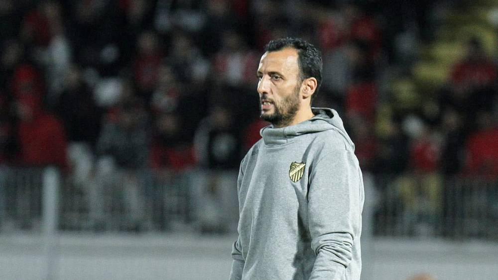 رسميا/ المغرب الفاسي يُعلن تعيين أكرم الروماني مدربا للفريق