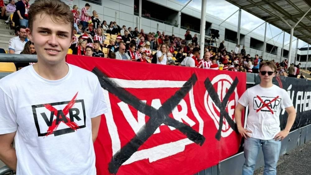 أندية النرويج تصوت لإلغاء استخدام الـ"VAR" في الدوري المحلي