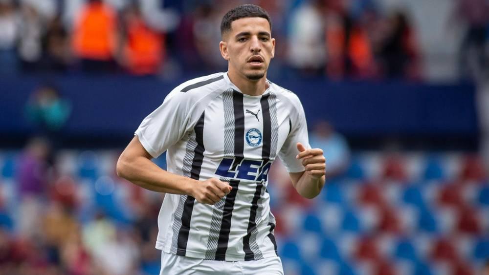 عبقار في طريقه نحو الريان القطري والسعودي تمبكتي مرشح لتعويضه في ألافيس