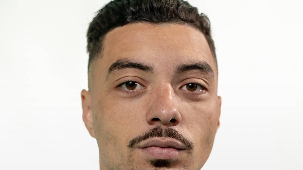 النادي القنيطري يُعلن تعاقده مع المهاجم البرتغالي تياغو لوبيز قادما من اتحاد تواركة