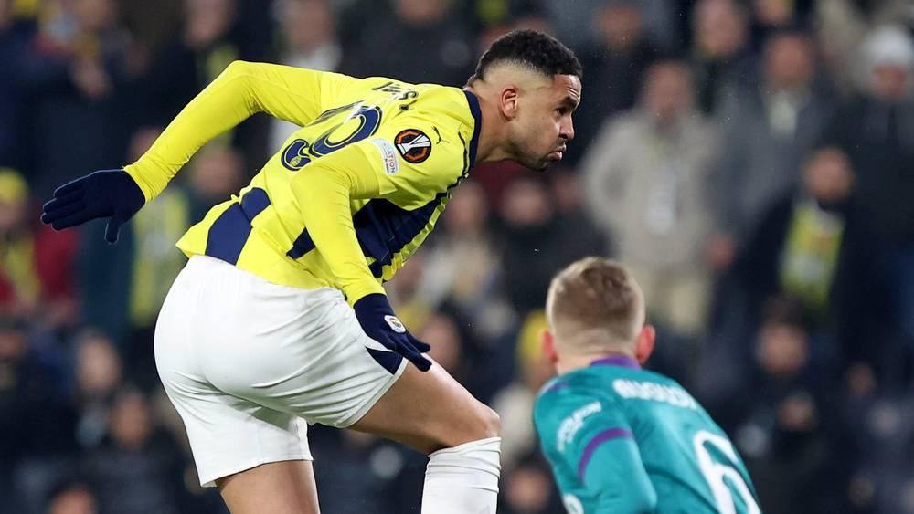 النصيري يسجل في فوز فنربخشة على أندرلخت (3-0) ويرفع رصيده إلى 5 أهداف في الدوري الأوروبي