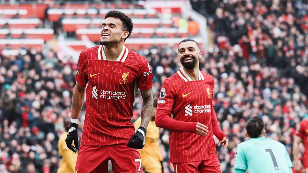 ليفربول "يعاني" ويفوز على ولفرهامبتون ويبقي الفارق 7 نقاط مع أرسنال