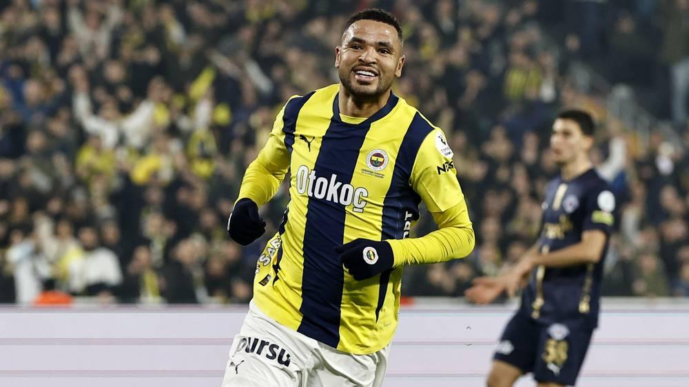 النصيري يواصل تألقه بإحرازه ثنائية في انتصار فنربخشة على قاسم باشا (3-1) ضمن الدوري التركي