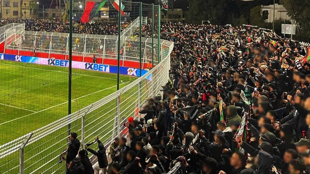 الجيش الملكي يعلن طرح تذاكر مباراته أمام الرجاء غدا الجمعة ويُحدد أثمنتها في 30 و50 درهما