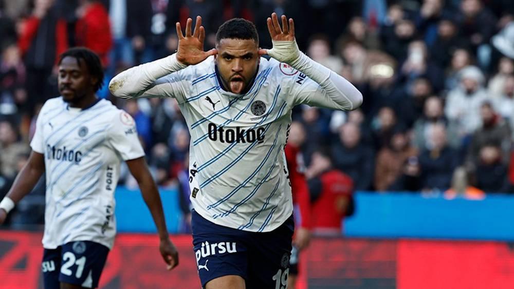 بهدف و"أسيست".. النصيري يقود فنربخشة للفوز على غازي عنتاب ويرفع مساهماته التهديفية لـ30 من أصل 38 مباراة