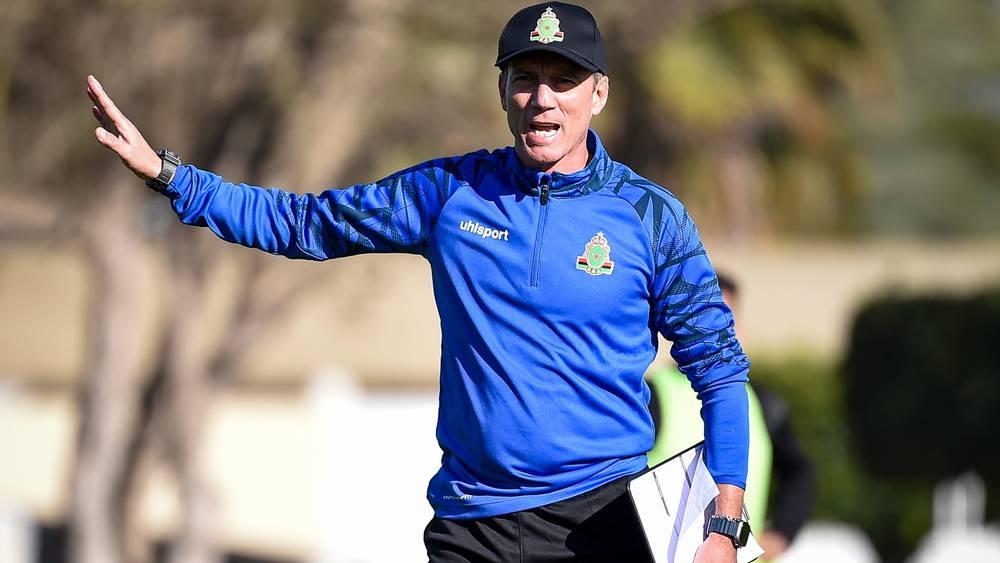 سانتوس: "تجنب مواجهة الأهلي في ربع نهائي العصبة أراحني وأتمنى ملاقاته في النهائي"