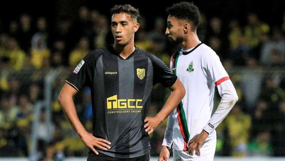 أبرزها مواجهة الجيش ضد الماص والوداد أمام الفتح.. قرعة سدس عشر كأس العرش تسفر عن مباريات "حارقة"