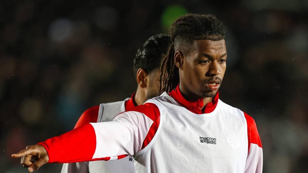 موباريك ينال جائزة أفضل لاعب في الوداد الرياضي لشهر فبراير المنصرم