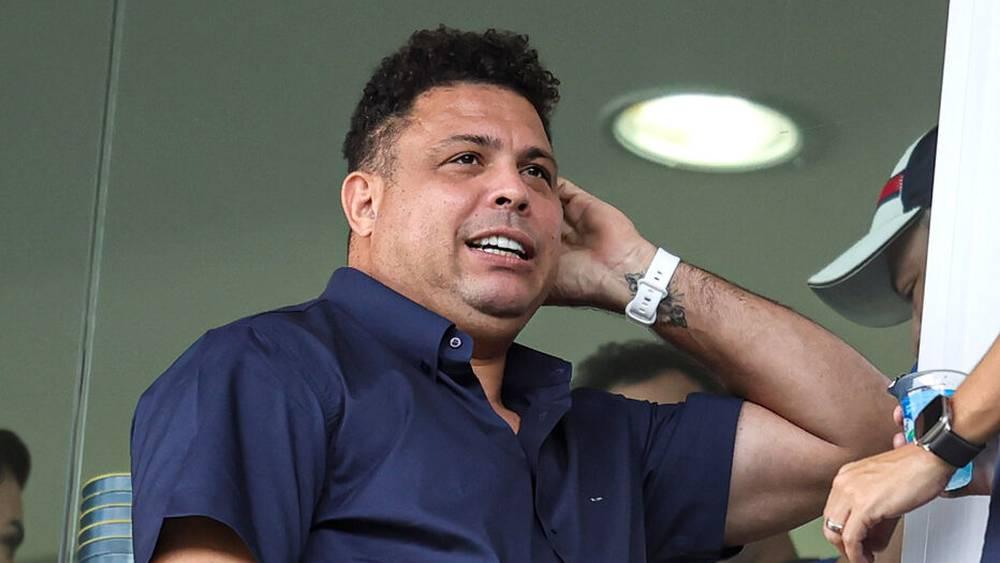 رونالدو يُعلن انسحابه من المنافسة على رئاسة الاتحاد البرازيلي لكرة القدم