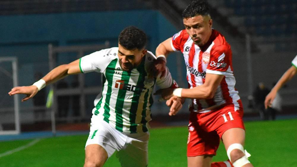 البطولة الاحترافية/ الدفاع الجديدي يتغلب على النادي المكناسي بـ"ريمونتادا" في الوقت القاتل (2-1)