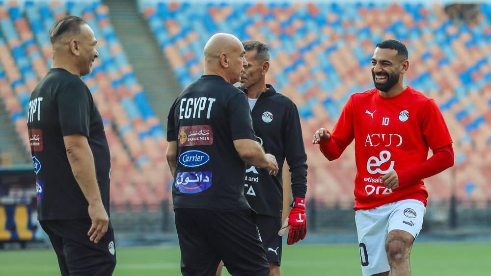 حسام حسن: "آن الأوان أن يرفع صلاح لقب كأس أفريقيا في المغرب"