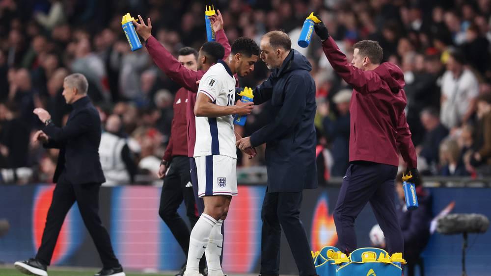 توخيل يدعو بيلينغهام إلى ضبط أعصابه بعد حادثة مباراة لاتفيا