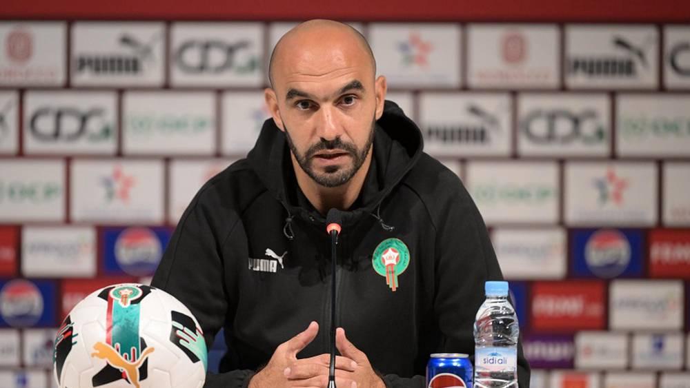 الركراكي: "طالبي شعر ببعض الآلم قبل مباراة تنزانيا ولم نرغب في المخاطرة به هو والصحراوي"