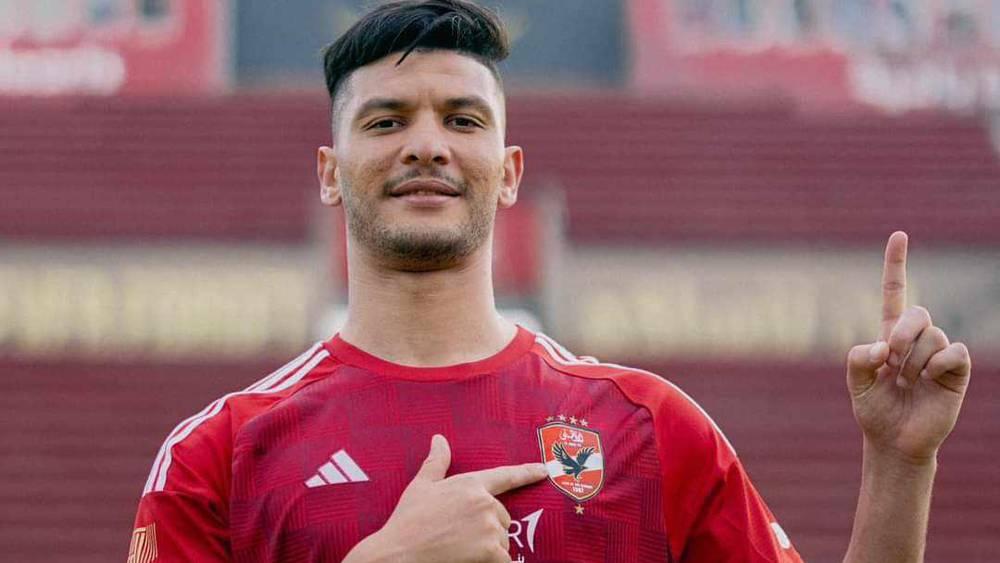 لجنة تخطيط الكرة بالأهلي توصي بتسويق أشرف داري لكثرة إصاباته