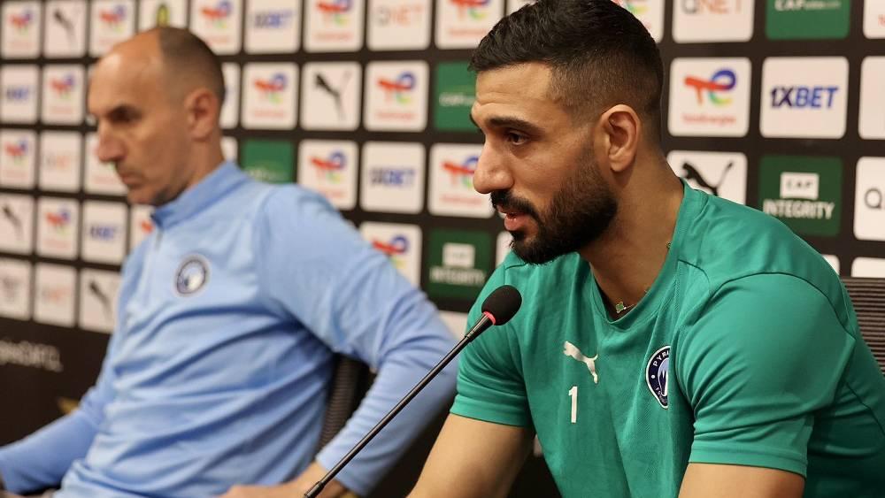 حارس مرمى بيراميدز: "مواجهة الجيش الملكي صعبة على كلا الفريقين وتركيزنا على تحقيق الفوز قبل مباراة الإياب في المغرب"