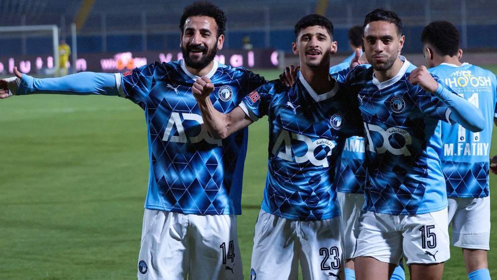 بحضور الشيبي والكرتي.. مدرب بيراميدز يستدعي 22 لاعبا لمواجهة الجيش الملكي في العصبة