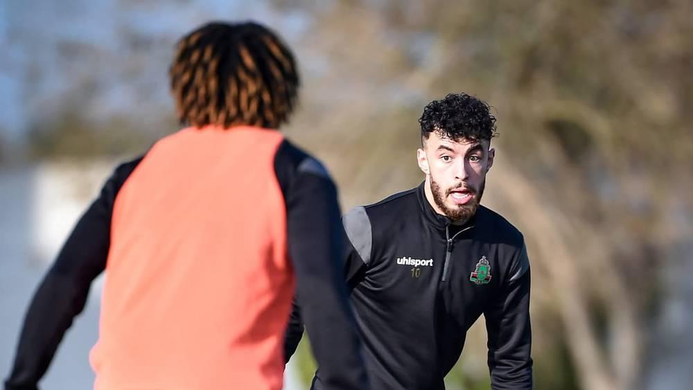 الجيش الملكي يُنهي استعداداته لملاقاة بيراميدز المصري بإجراء آخر حصة تدريبية في مكناس