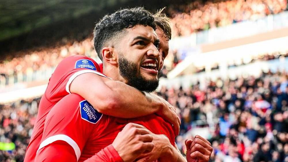 الصيباري: "فخور بوصولي للمباراة الـ100 رفقة آيندهوفن فقد كان ذلك من بين أهدافي منذ انضمامي للنادي"