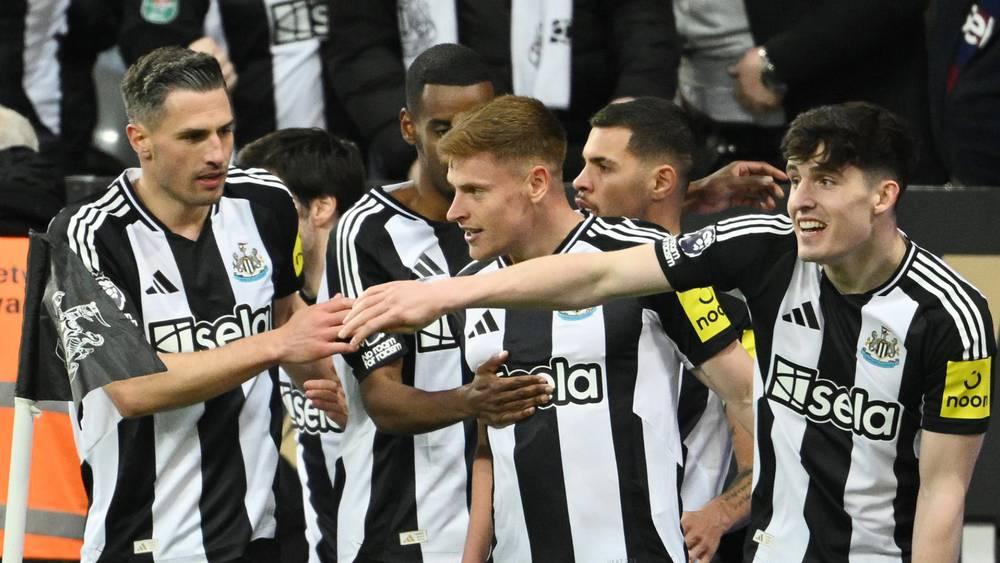 نيوكاسل يكتسح كريستال بالاس (5-0) ويقترب من دوري الأبطال