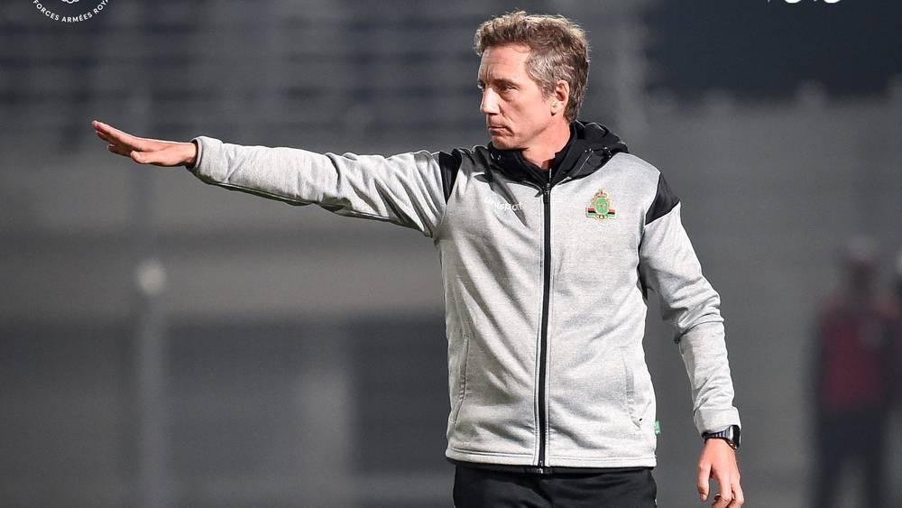 سانتوس يمنح لاعبي الجيش الملكي يوم راحة غدا السبت قبل استئناف التداريب الأحد استعدادا لمواجهة شباب السوالم