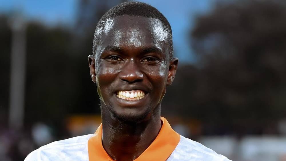 لامين كامارا: "لقجع اكتشفني في مباراة بين المغرب والسنغال وعرض علي المشروع الذي بسببه انتقلت لنهضة بركان"