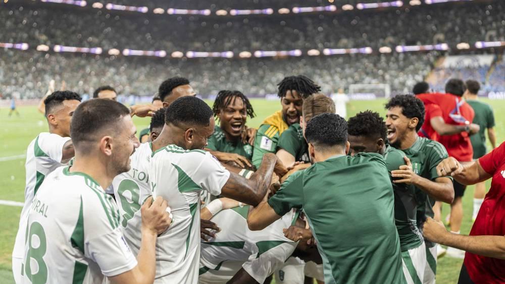 الأهلي السعودي يتوج بلقب دوري أبطال آسيا للنخبة للمرة الأولى في تاريخه بعد فوزه على كاواساكي الياباني (2-0)