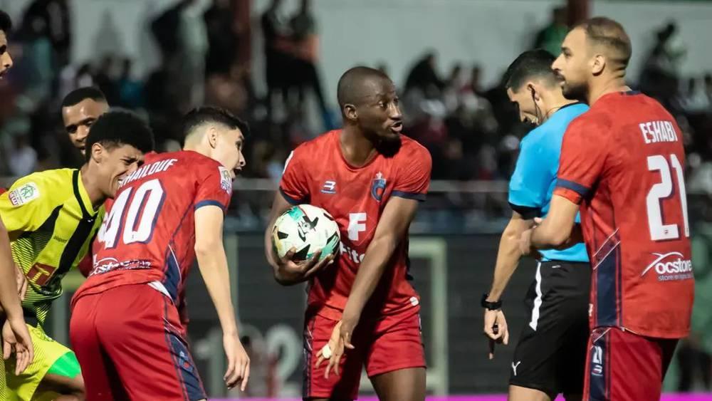 تعادل مثير بين أولمبيك آسفي والمغرب الفاسي في الجولة 29