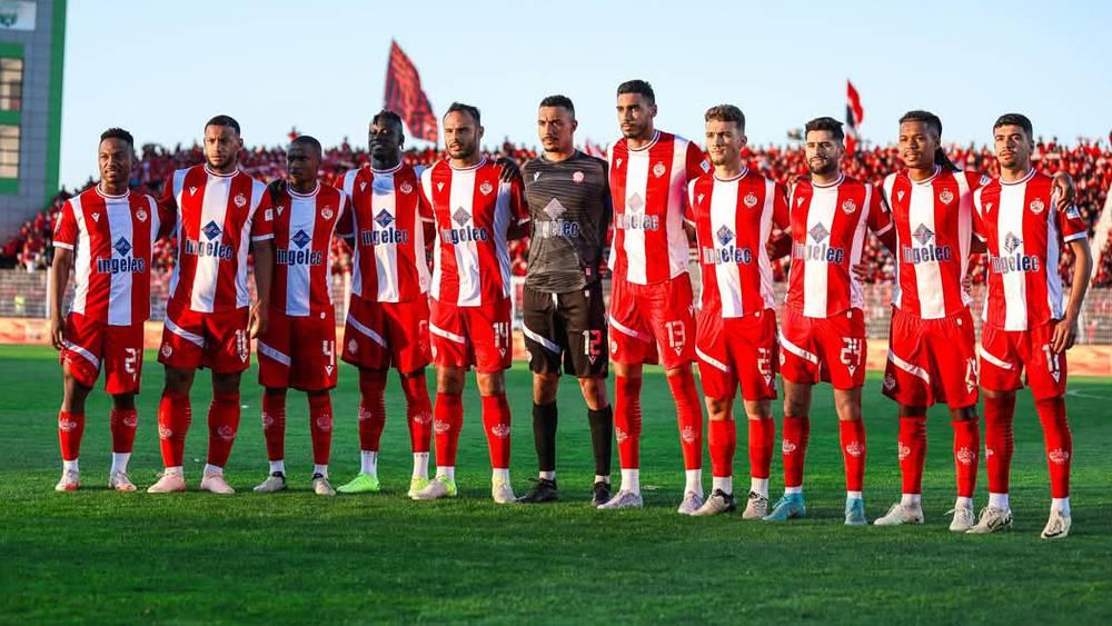 التشكيلة الرسمية للوداد أمام نهضة الزمامرة.. بنعبيد أساسي ومايلولا ولورش وأوبينغ يقودون الهجوم إلى جانب الرايحي