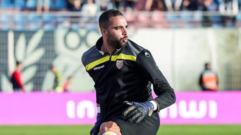 الرجاء يتوصل إلى اتفاق مبدئي لضم الحارس صلاح الدين شهاب من المغرب الفاسي