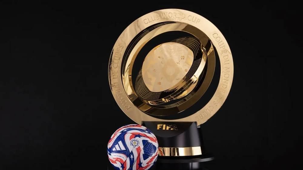 "الفيفا" يُقيم متحفا مؤقتا بزيوريخ يستعرض أقمصة الأندية المشاركة في كأس العالم للأندية وتاريخها وأساطيرها