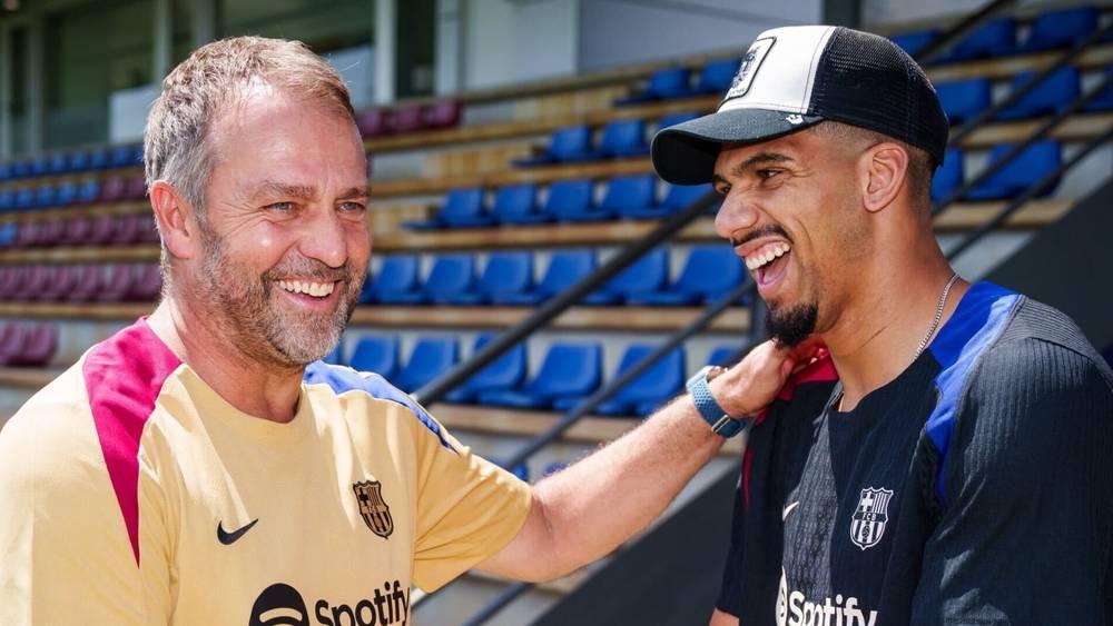 فليك: "ما تعرّض له أراوخو ليس احتراما فكُلنا ارتكبنا أخطاء ضد الإنتر"