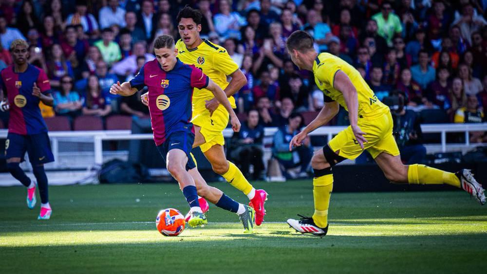 "الليغا"/ فياريال يقلب تأخره أمام برشلونة "البطل" لانتصار (2-3)