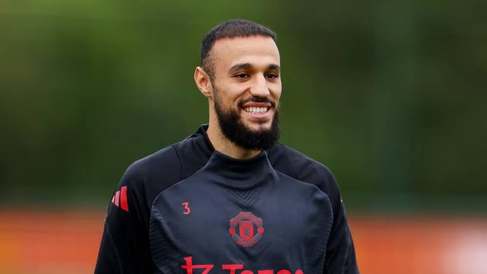 مزراوي: "التتويج بالدوري الأوروبي سينسينا الفشل في الدوري الإنجليزي"