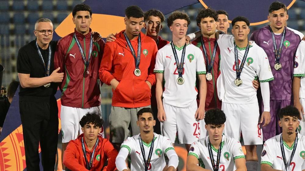 الزهواني وكوتون والصادق وماعما يسجلون حضورهم في التشكيلة المثالية لـ"كان الشباب"