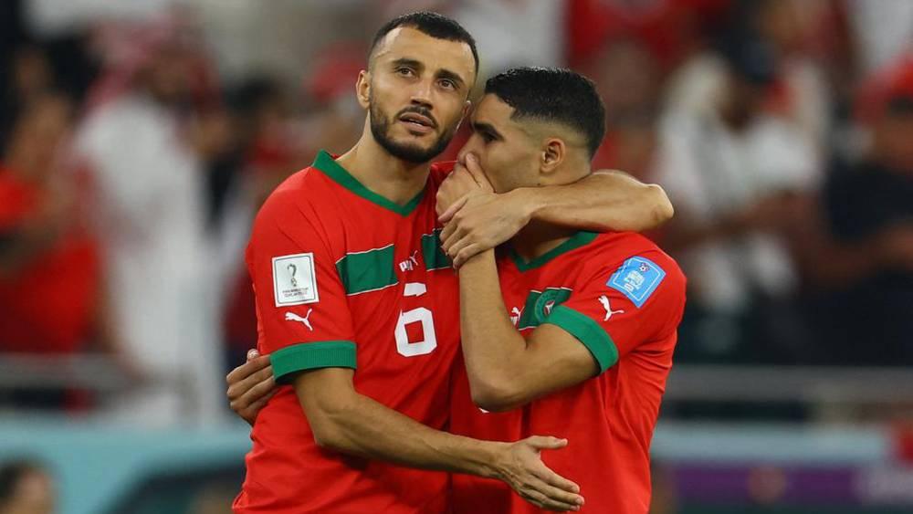 سايس مُتحدثا عن سرعة حكيمي وقوة انطلاقاته: "إنه يعمل كثيرا على أوتار الركبة وعضلات الفخذ الرباعية"