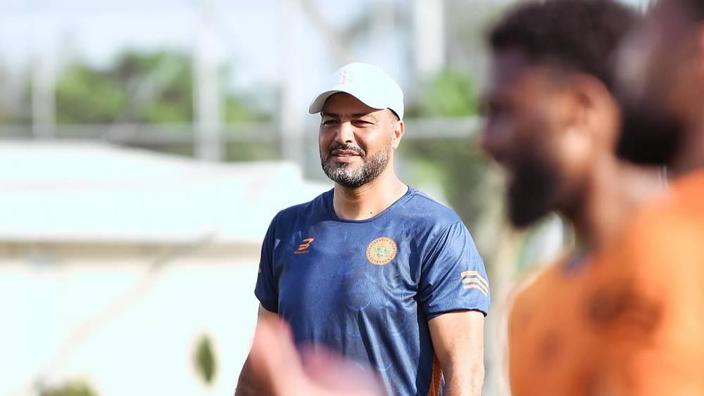 الشعباني يمنح لاعبي نهضة بركان يوميْ راحة والتداريب تُستأنف بعد غد الأربعاء