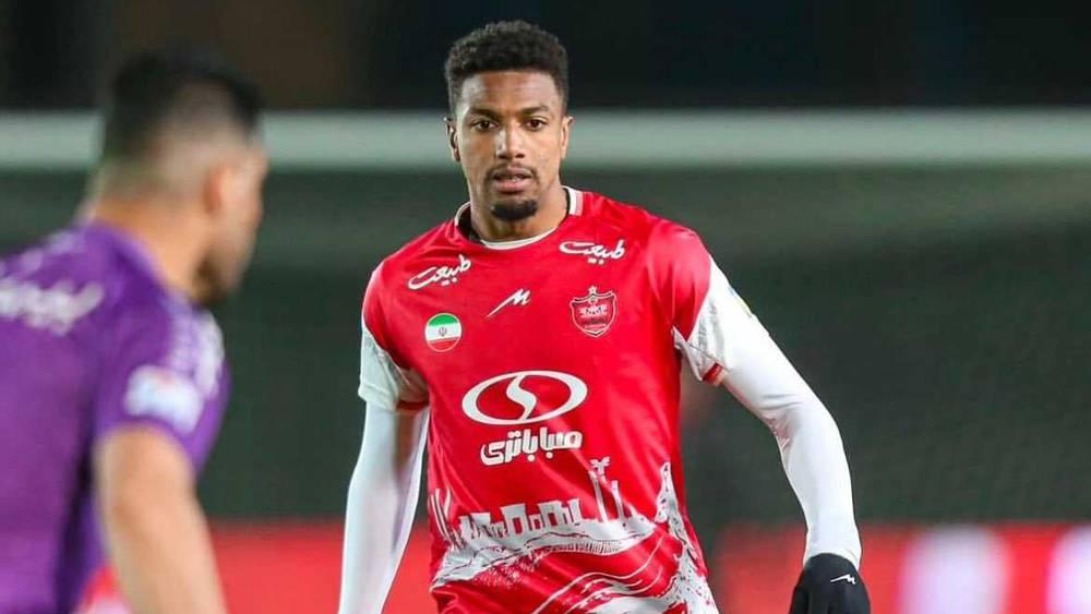 أيوب العملود يعلن رحيله عن بيرسبوليس الإيراني