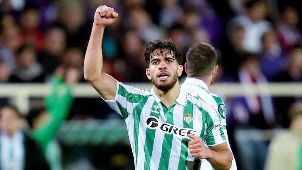 بلغ مساهمته التهديفية رقم 14.. الزلزولي يمنح التقدم لريال بيتيس في نهائي دوري المؤتمر أمام تشيلسي (1-0)