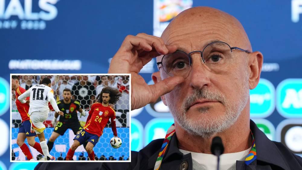 دي لا فوينتي: "اليويفا أكد وجود ضربة جزاء على كوكوريلا ضد ألمانيا؟ عمل جميل أن تشاهد اللقطة في التلفاز لمدة 3 أشهر وتصحح قرارات الحكّام!"