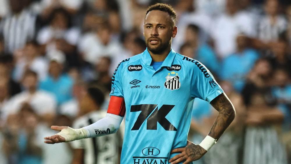 فنربخشة التركي يقدم عرضًا لضم البرازيلي نيمار من سانتوس