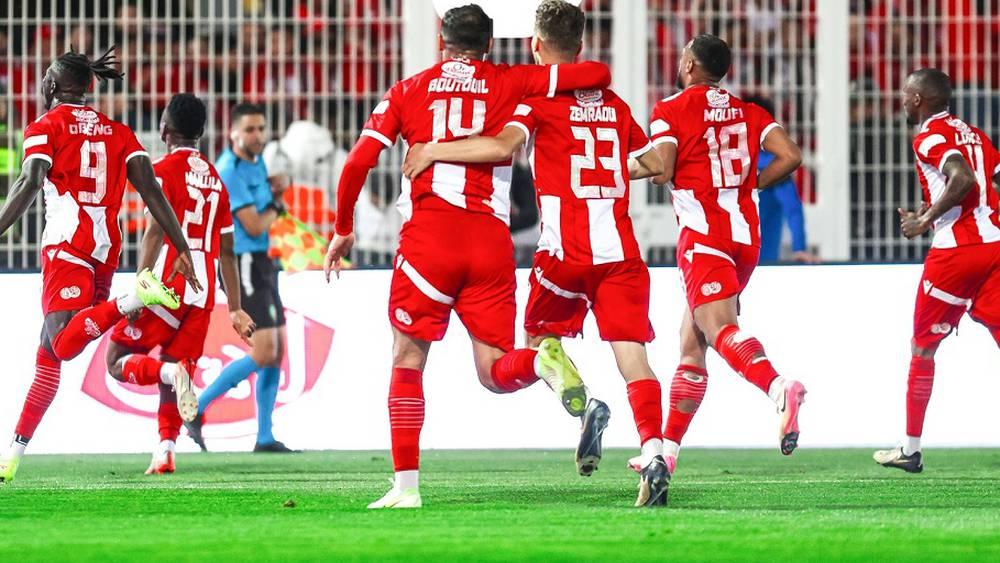 لاعبو الوداد عن مواجهة مانشستر سيتي: "نحن جاهزون لهذه المعركة وسنقاتل على قميص الفريق"