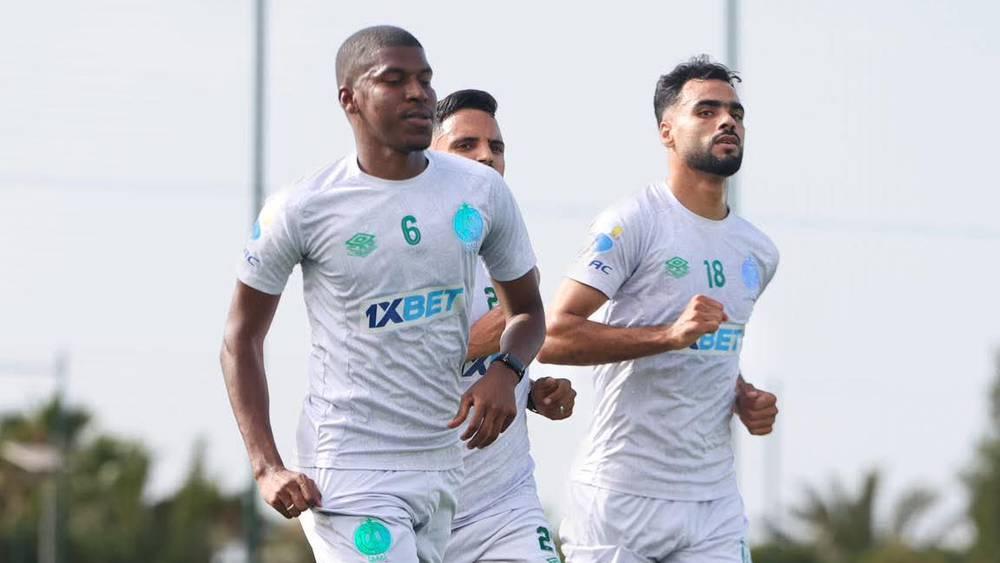غيابات بارزة في أول حصة تدريبية للرجاء استعدادًا للموسم الجديد