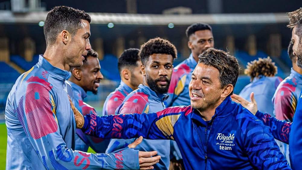 مدرب ريفر بليت: "دعوتُ رونالدو للمشاركة في مونديال الأندية لكنه فضّل التركيز على الموسم المقبل"