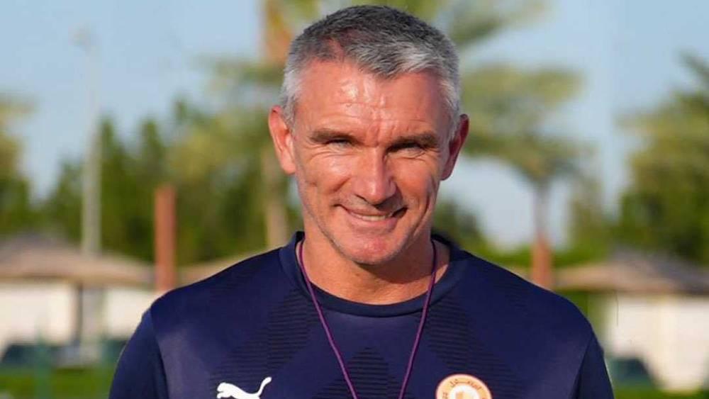 رسميا/ أم صلال القطري يعلن تعاقده مع الفرنسي باتريس كارتيرون