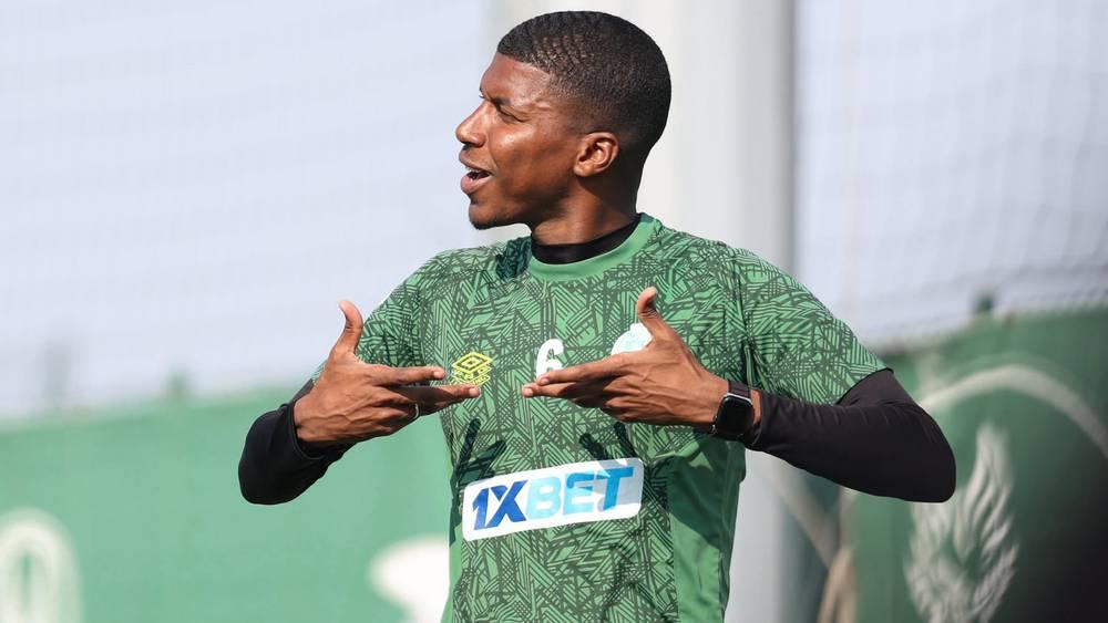 حسنية أكادير يرغب في ضم الموريتاني محسن بودة بطلب من المدرب أمير عبدو