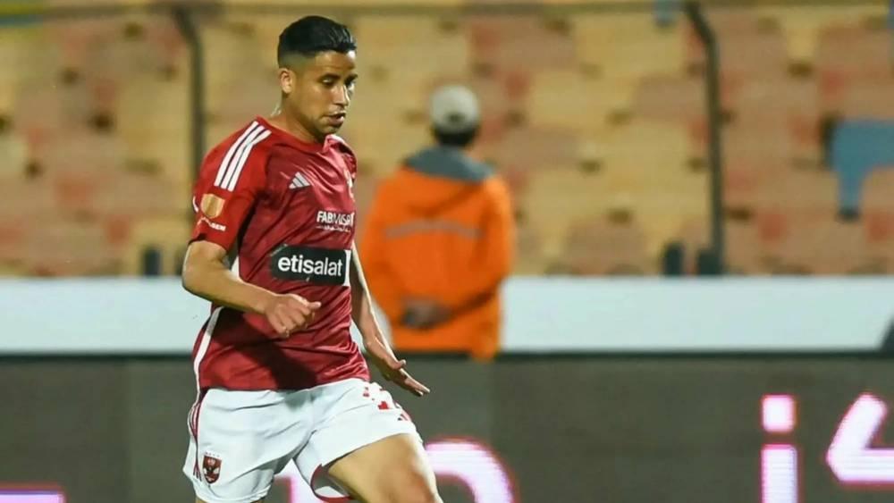 تقارير/ الأهلي يوقّع عقودًا مع رضا سليم لضمان حقوقه رغم عدم القيد