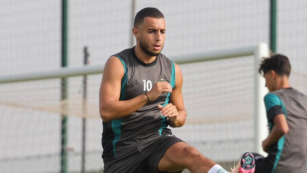 الرجاء يستأنف تداريبه بعد يوم راحة منحَه الشابي للاعبين