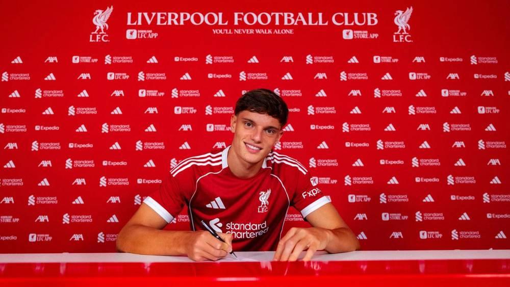 رسميا/ ليفربول يضم المدافع الإيطالي ليوني (18 سنة) مقابل 35 مليون يورو